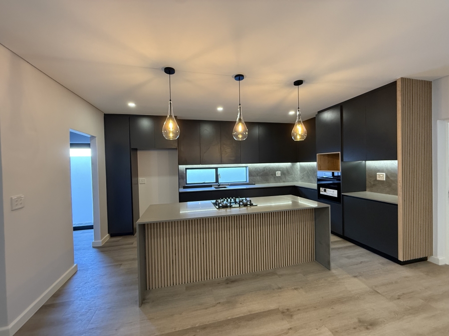 4 Bedroom Property for Sale in Sandown Western Cape